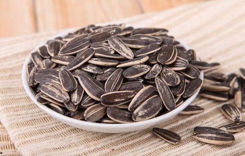 我吃瓜子皮音吃瓜蛋