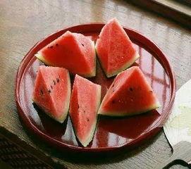 陪娱吃瓜,揭秘娱乐圈背后的故事与真相