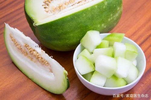 吃瓜湿气大吗,吃瓜也能湿气重?揭秘夏日消暑美食的养生之道 第1张 吃瓜湿气大吗,吃瓜也能湿气重?揭秘夏日消暑美食的养生之道 第1张