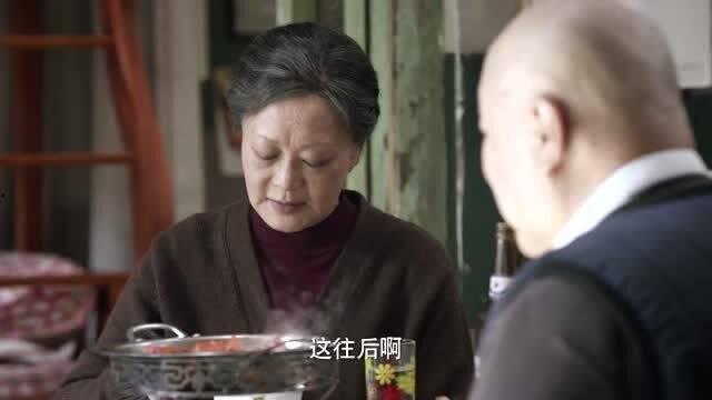 大爷大妈吃瓜看戏小说  第3张