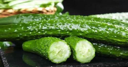 金钱的诱惑吃瓜,金钱诱惑下的吃瓜众生相  第2张