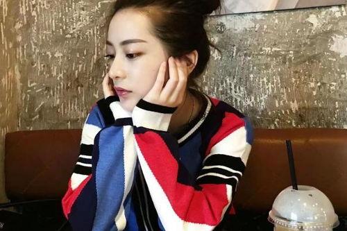 女生喜欢的吃瓜视频,揭秘女生钟爱的吃瓜视频魅力  第2张